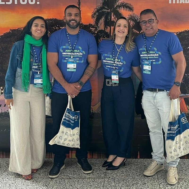 The managers from each Central: Poliana (Caetite Central), Leo (Seabra Central), Karine and Danilo (Jacobina Central).